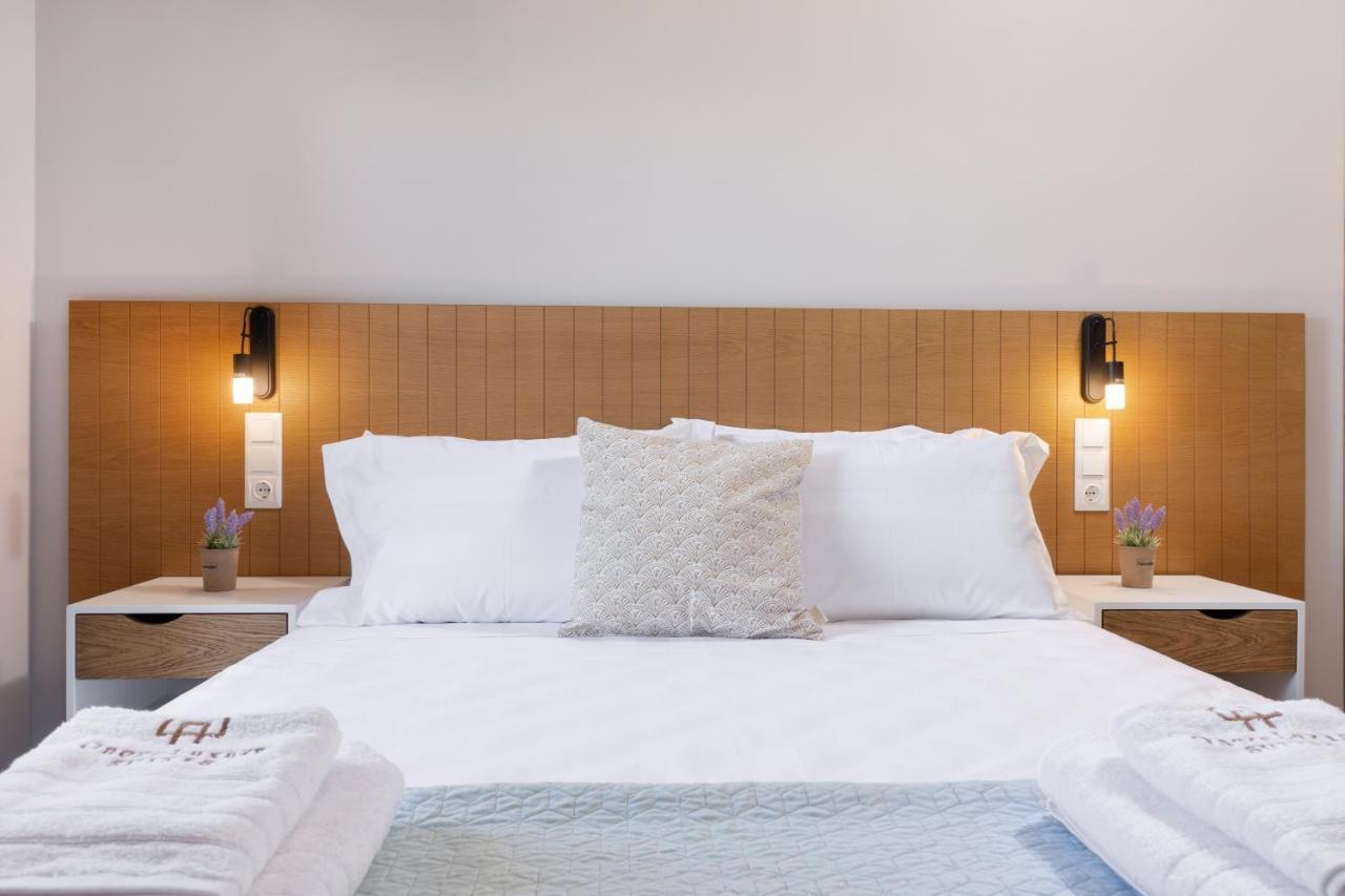 Onore Luxury Suites Kato Korakiana ภายนอก รูปภาพ