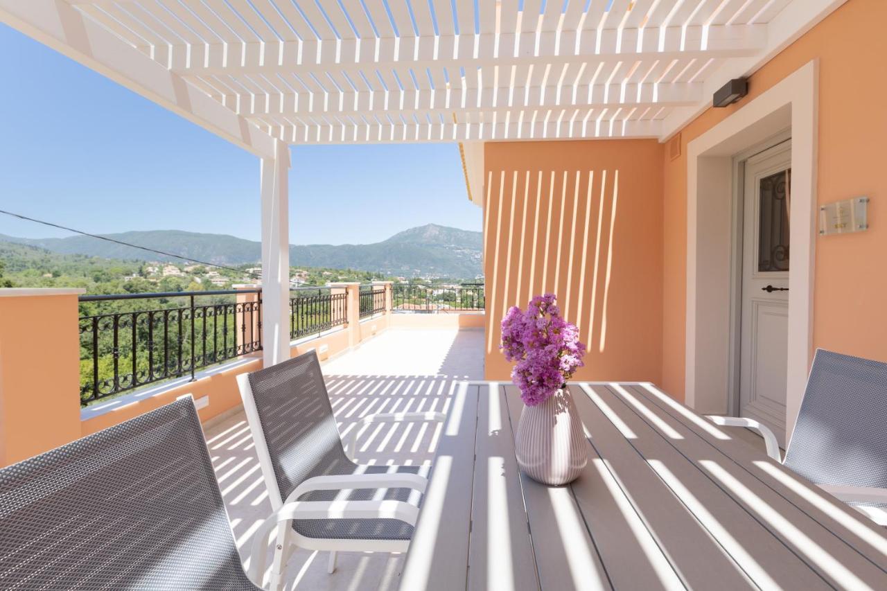 Onore Luxury Suites Kato Korakiana ภายนอก รูปภาพ